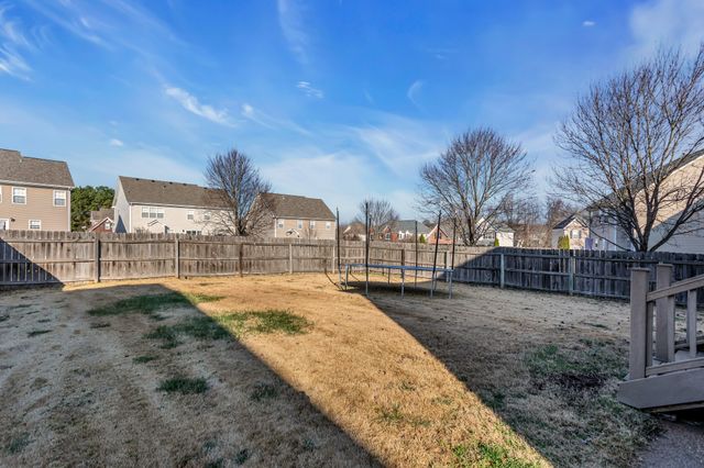 7009 Masonboro Dr, Spring Hill, TN 37174