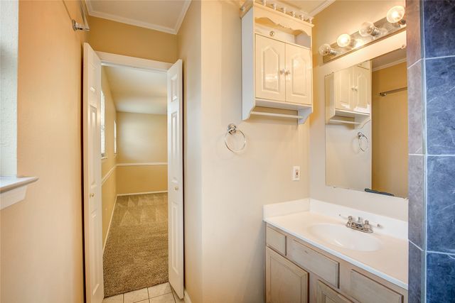 2104 Meadow Dale, Irving, TX 75060