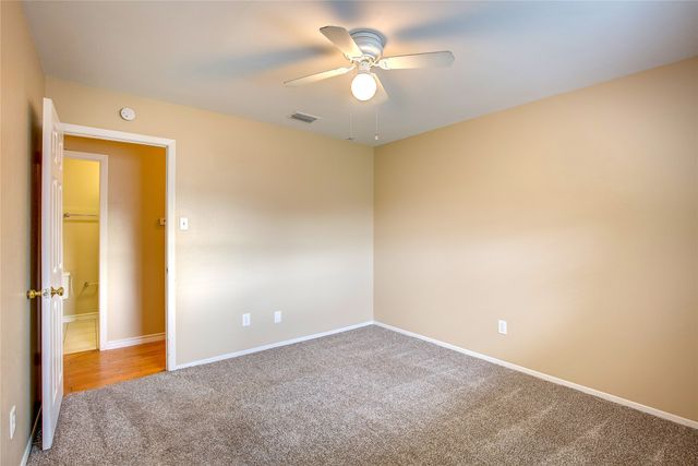 2104 Meadow Dale, Irving, TX 75060