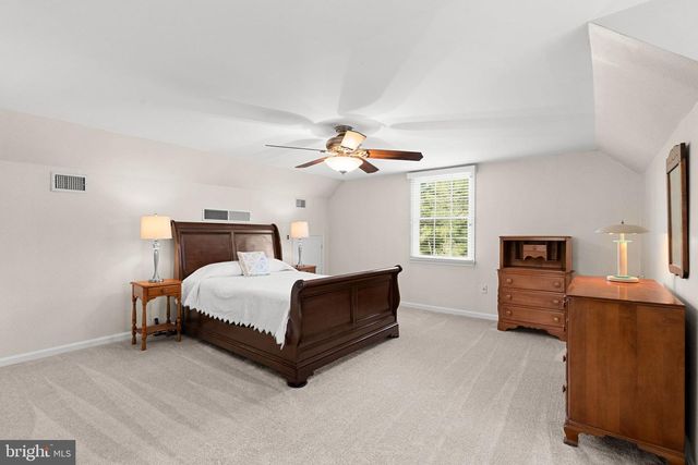 1504 SCHOOL HOUSE LN, Gwynedd Valley, PA 19437