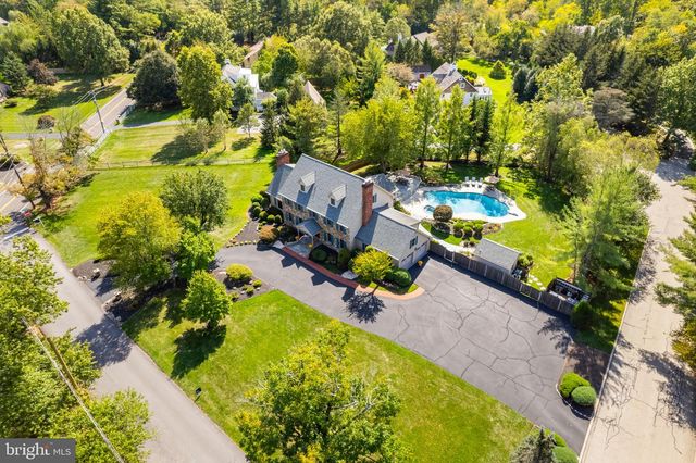 1504 SCHOOL HOUSE LN, Gwynedd Valley, PA 19437