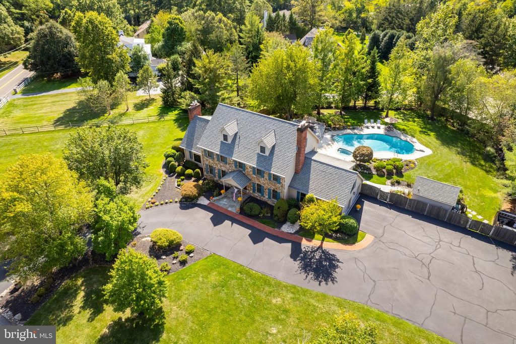 1504 SCHOOL HOUSE LN, Gwynedd Valley, PA 19437