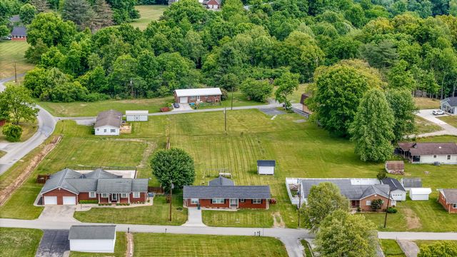 90 Curd Road, Williamsburg, KY 40769
