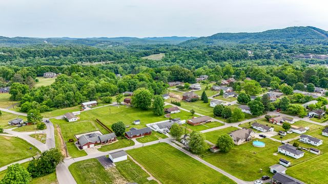 90 Curd Road, Williamsburg, KY 40769