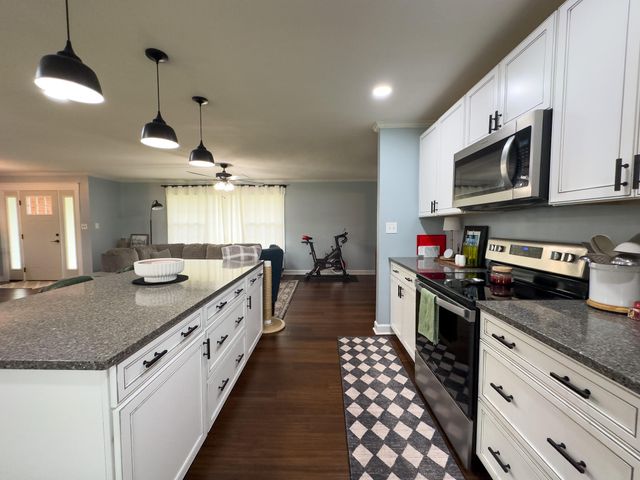 90 Curd Road, Williamsburg, KY 40769