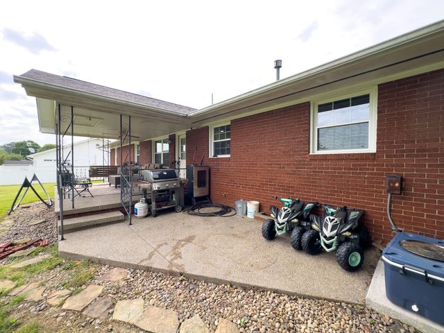 90 Curd Road, Williamsburg, KY 40769