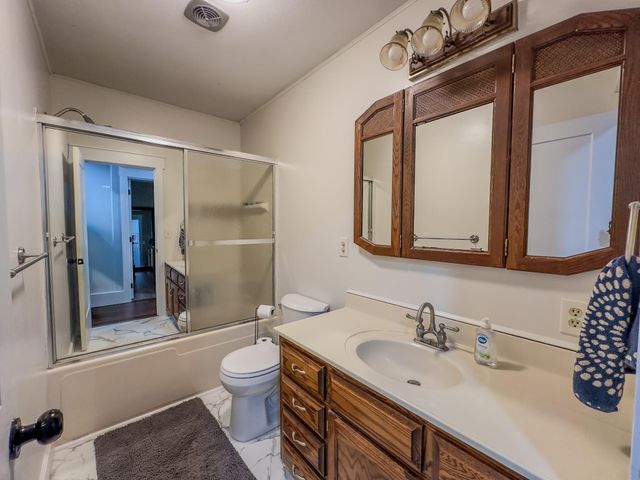 90 Curd Road, Williamsburg, KY 40769