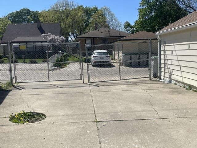 4915 66th STREET, Milwaukee, WI 53218