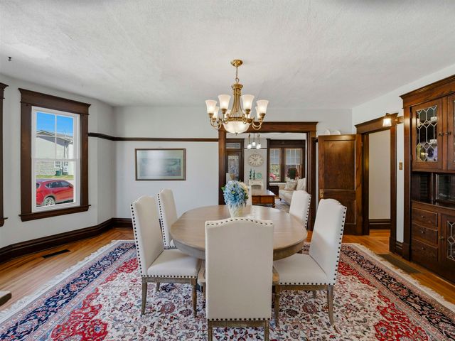 208 Henrietta Street, Ravenswood, WV 26164