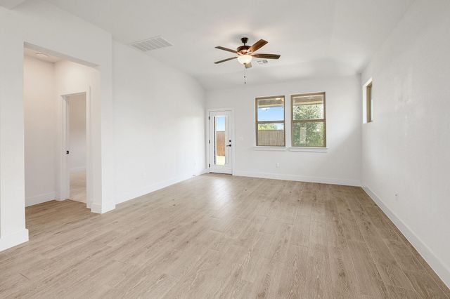 6111 Dumfries LN, Austin, TX 78744
