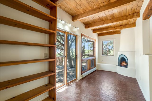 770 Coyote Ridge Road, Santa Fe, NM 87507