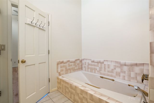 770 Coyote Ridge Road, Santa Fe, NM 87507