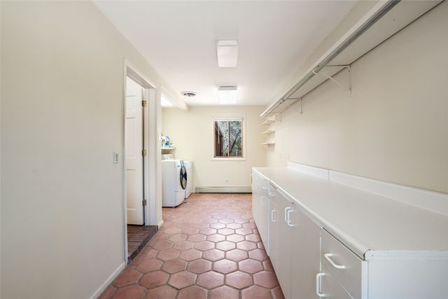 770 Coyote Ridge Road, Santa Fe, NM 87507