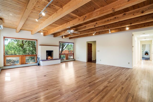 770 Coyote Ridge Road, Santa Fe, NM 87507