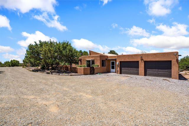 770 Coyote Ridge Road, Santa Fe, NM 87507