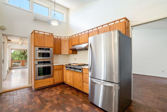 770 Coyote Ridge Road, Santa Fe, NM 87507