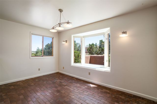 770 Coyote Ridge Road, Santa Fe, NM 87507