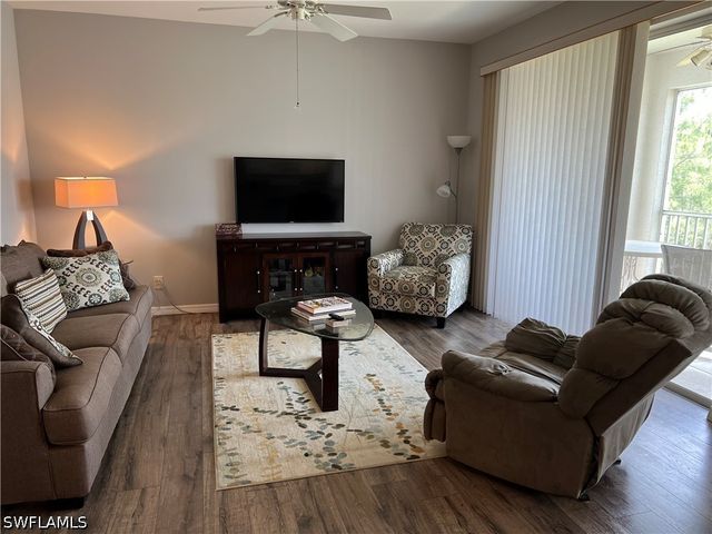 7525 Stoneybrook DR 932, Naples, FL 34112