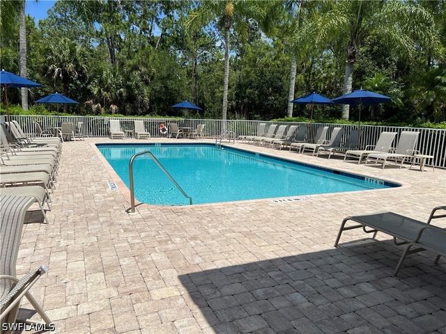 7525 Stoneybrook DR 932, Naples, FL 34112