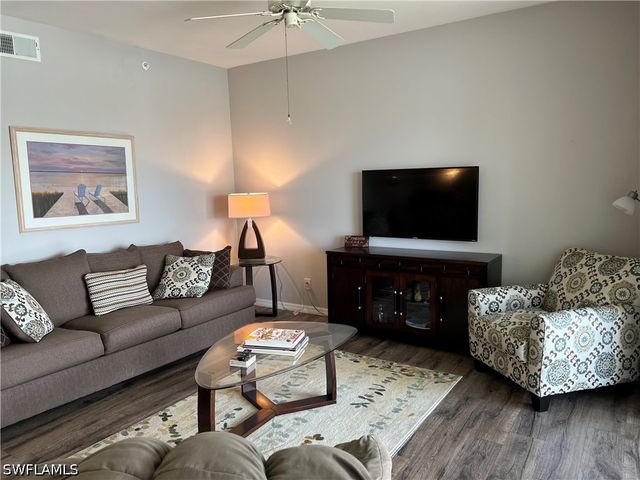 7525 Stoneybrook DR 932, Naples, FL 34112