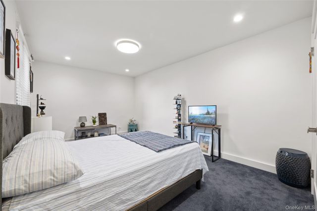 112-20 72nd Drive B35, Forest Hills, NY 11375