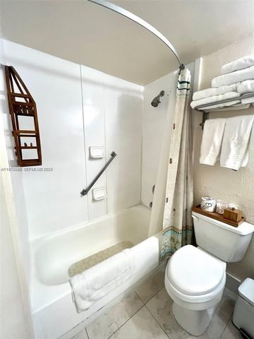 19201 Collins Ave 1102, Sunny Isles Beach, FL 33160