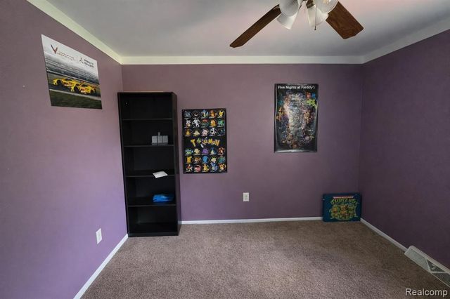 5969 Pleasant Drive, Waterford, MI 48329