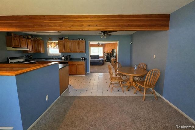 5969 Pleasant Drive, Waterford, MI 48329