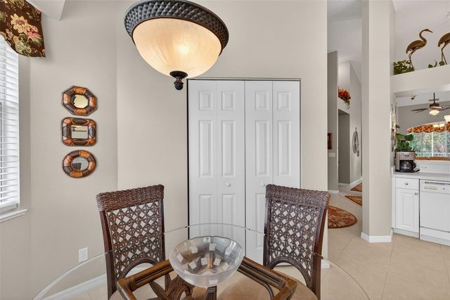 1669 MONARCH DRIVE 203, Venice, FL 34293