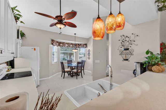 1669 MONARCH DRIVE 203, Venice, FL 34293