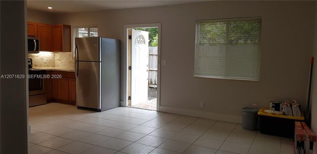 818 SW 4th Street 3, Fort Lauderdale, FL 33312