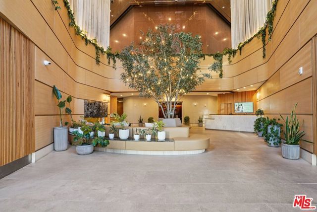 1100 Wilshire Boulevard 2501, Los Angeles, CA 90017