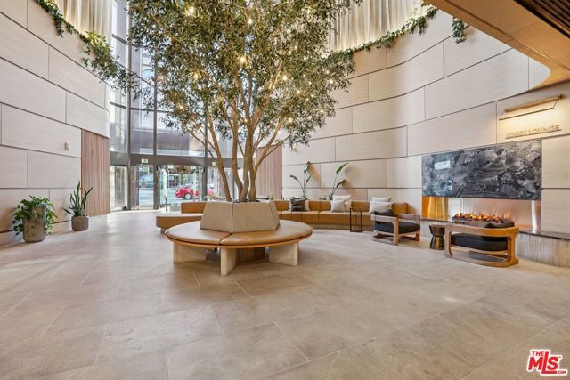1100 Wilshire Boulevard 2501, Los Angeles, CA 90017