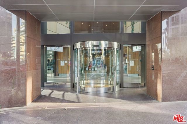 1100 Wilshire Boulevard 2501, Los Angeles, CA 90017