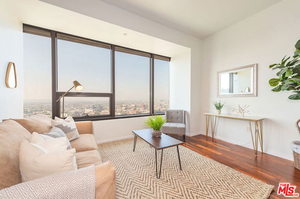 1100 Wilshire Boulevard 2501, Los Angeles, CA 90017