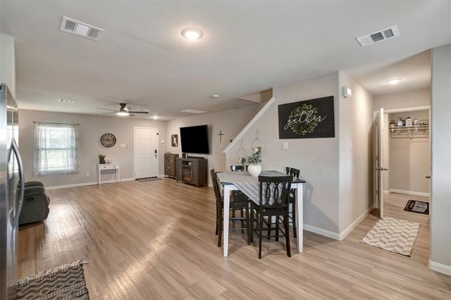 950 21st Street, Hempstead, TX 77445