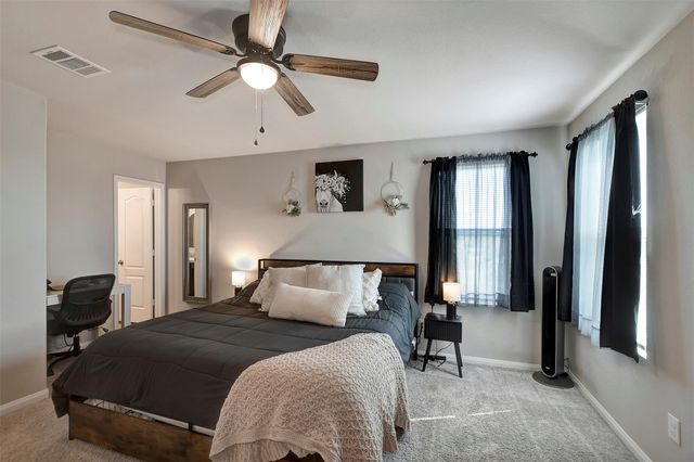 950 21st Street, Hempstead, TX 77445