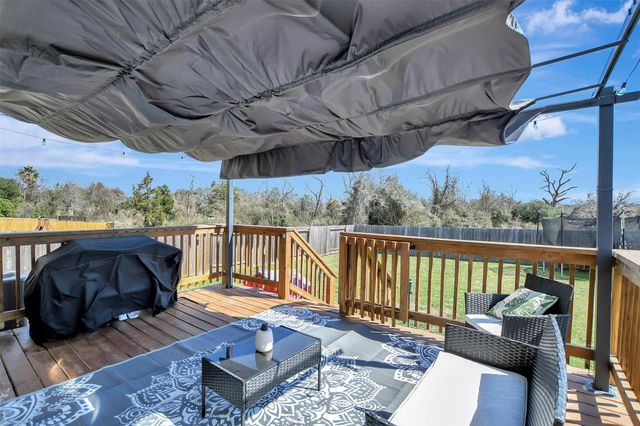 950 21st Street, Hempstead, TX 77445