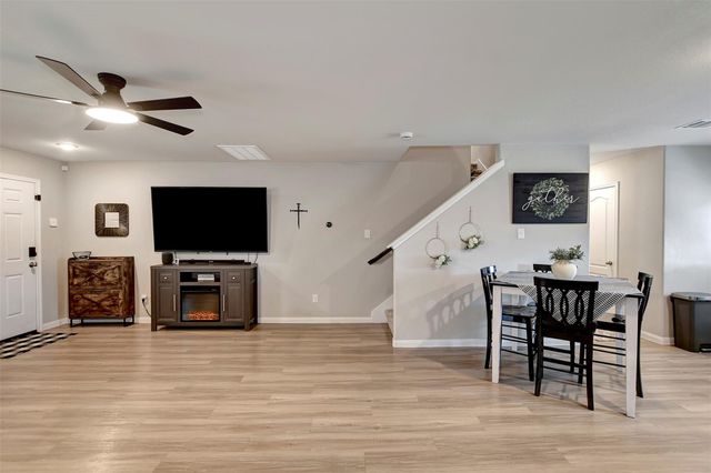 950 21st Street, Hempstead, TX 77445