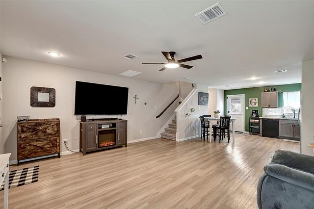 950 21st Street, Hempstead, TX 77445