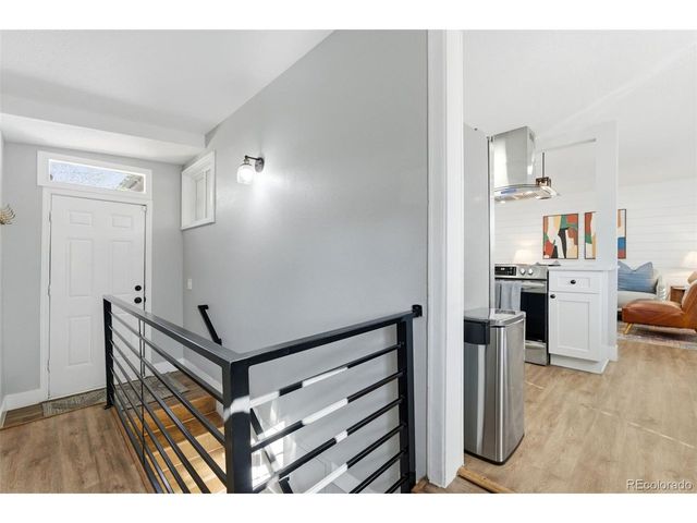 2811 S Delaware St, Englewood, CO 80110