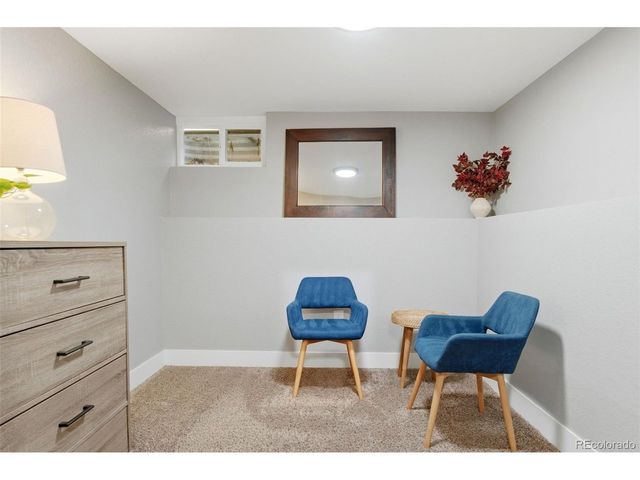 2811 S Delaware St, Englewood, CO 80110