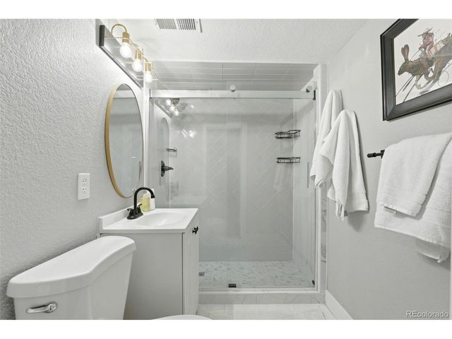 2811 S Delaware St, Englewood, CO 80110