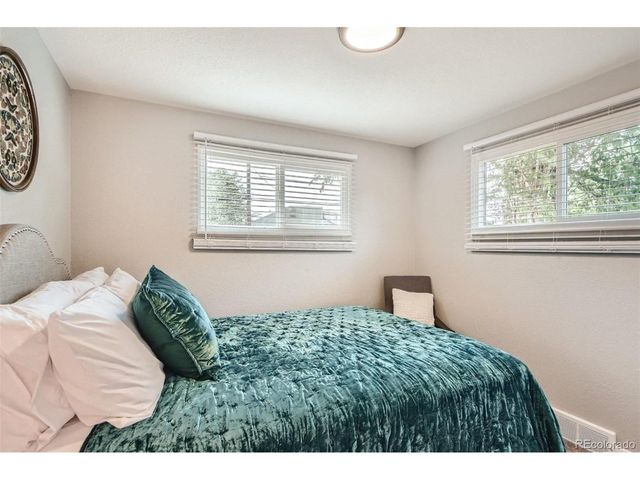 2811 S Delaware St, Englewood, CO 80110