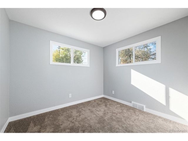 2811 S Delaware St, Englewood, CO 80110