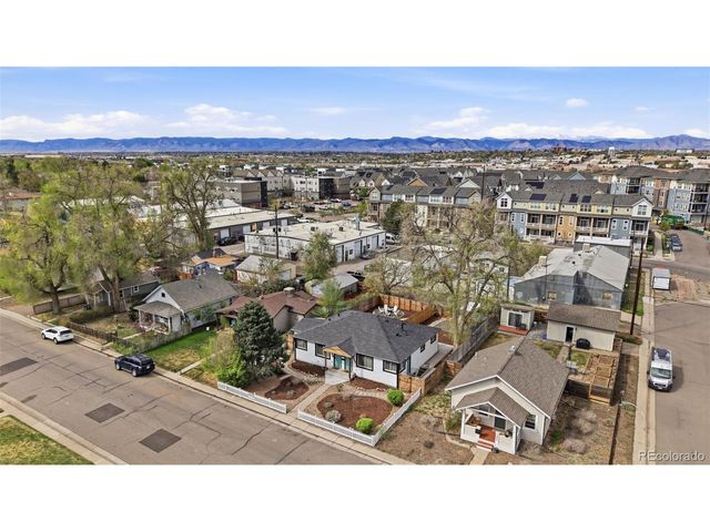 2811 S Delaware St, Englewood, CO 80110