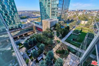 877 Francisco Street 1516, Los Angeles, CA 90017