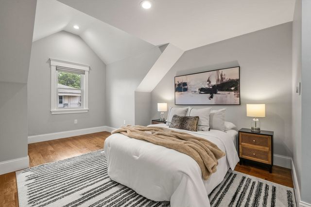 14 Pearl B, Somerville, MA 02145