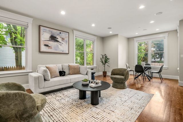 14 Pearl B, Somerville, MA 02145