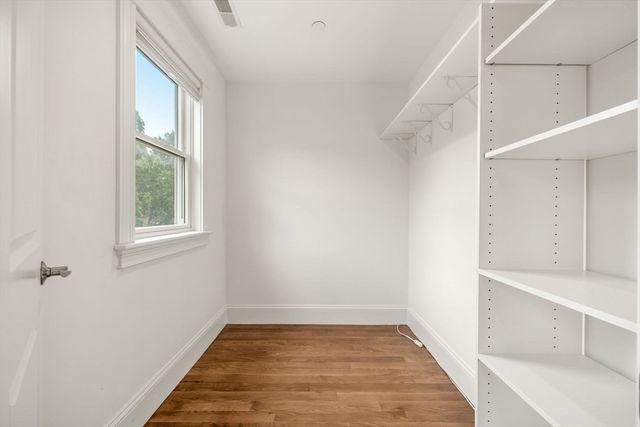 14 Pearl B, Somerville, MA 02145